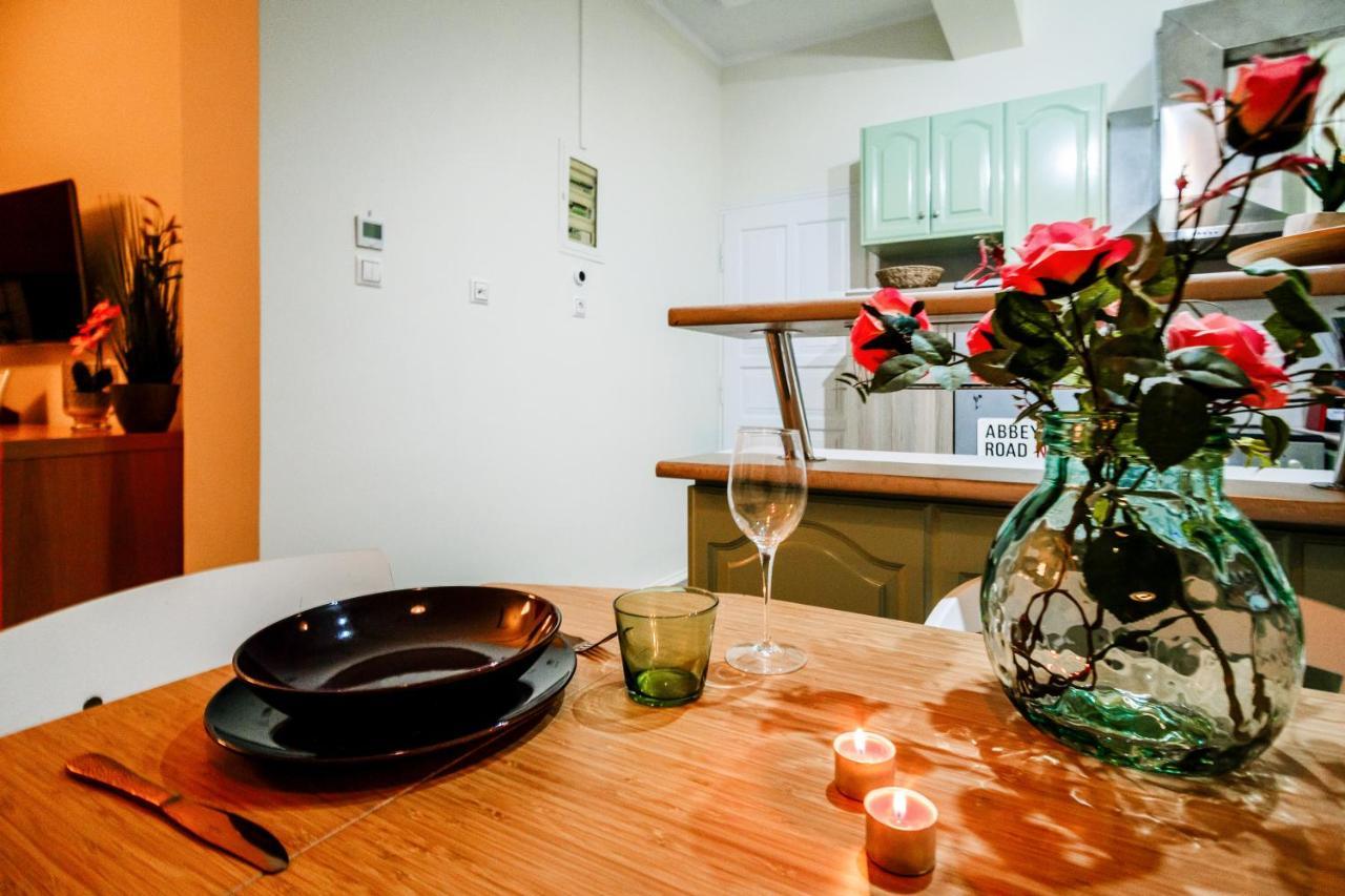 Melos House Appartement *